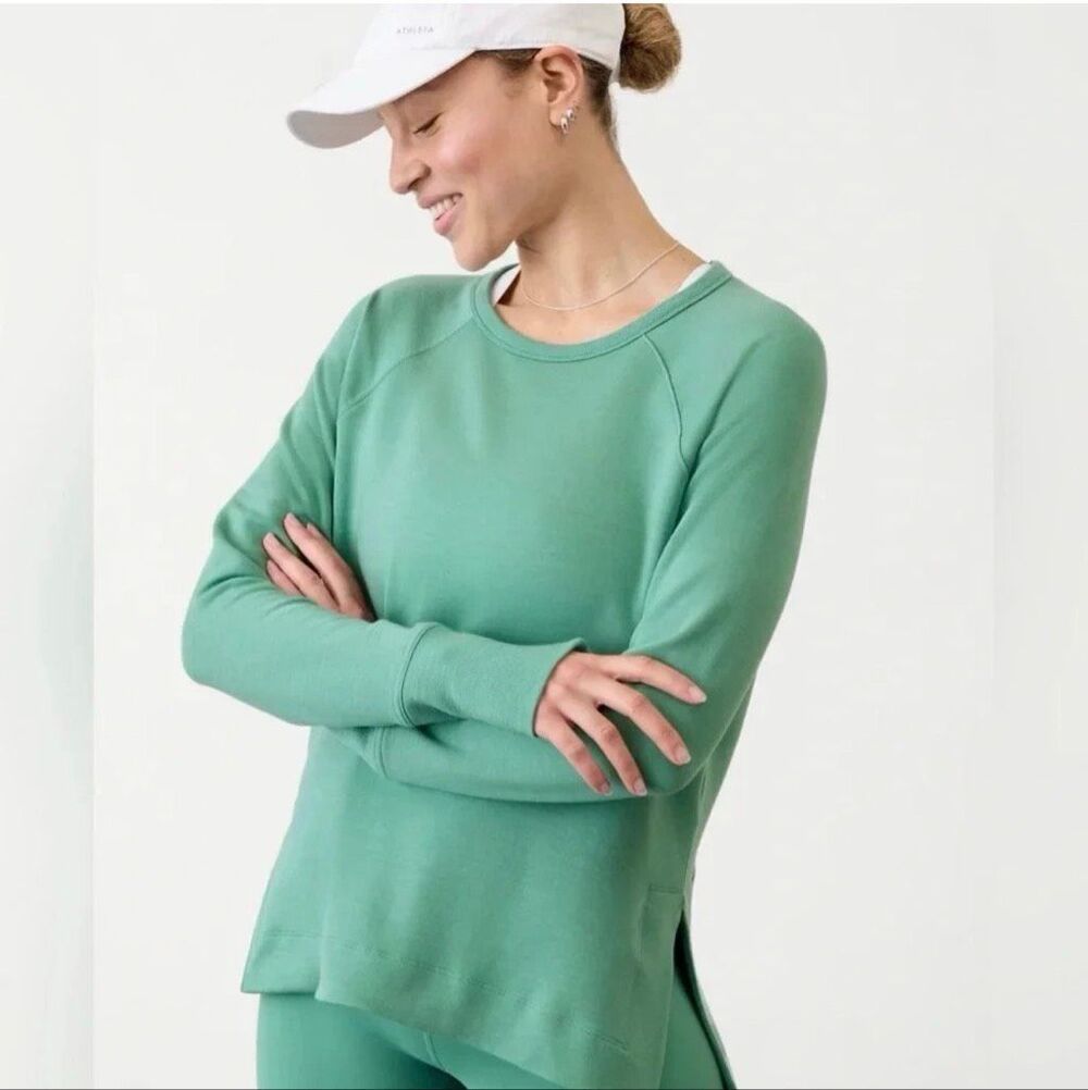 Athleta Coaster Luxe Recover Pullover Sweatshirt Green Womens L NEW